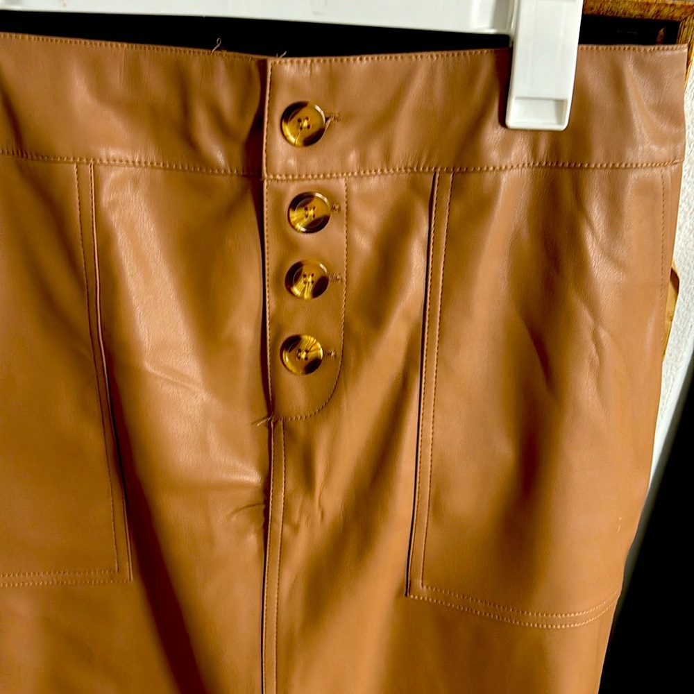 Cato fashion,j/m sportswear,dd sz med vanilla brown never worn skirt